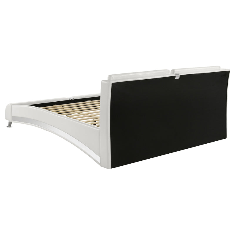 Jeremaine 5 Pc Bedroom Sets White